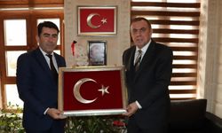 Midyat Belediye Başkanı Şahin, İlçe Emniyet Müdürünü ziyaret etti