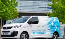Peugeot, 2023'te elektrikleniyor