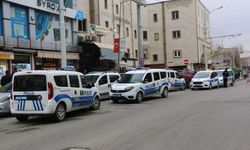 Şanlıurfa'da tartıştığı eşini bıçaklayarak yaraladı