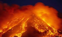 Etna Yanardağı'nda volkanik hareketlilik devam ediyor