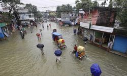 Bangladeş'te sellerden milyonlarca kişi etkilendi 