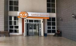 Siirt Üniversitesi İlahiyat Fakültesi'nde burs ve yurt başvuruları başladı