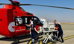 Şırnak’ta helikopter ambulans 2 günlük bebek için havalandı