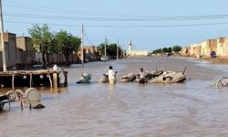 Sudan'da sel ve koleradan 186 kişi hayatını kaybetti