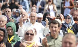 Diyanet: Hac organizasyonunda yetkili tüm acenteler aynı fiyatı uygulamaktadır