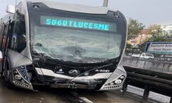 İstanbul’da metrobüs kazası: 2 yaralı