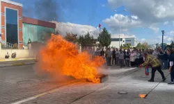 Kocaeli İtfaiyesi  'Acil Durum' eğitimi verdi