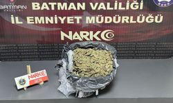 Batman'da bir araçta yapılan aramada 2 kilo 40 gram skunk ele geçirildi