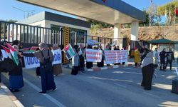 İşgalci rejime Türkiye üzerinden petrol sevkiyatı Adana'da protesto edildi