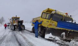 Muş ve Bitlis'te 154 yerleşim biriminin yolu kapandı