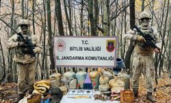 Bitlis kırsalında PKK'ya ait yaşam malzemeleri ele geçirildi