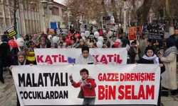 Malatya'da binlerce kişi "Dünya Şehit Çocuklar Günü" için yürüdü