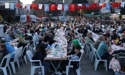 Kocaeli Büyükşehir’in iftar sofrası her gün 3 bin kişiyi ağırlıyor