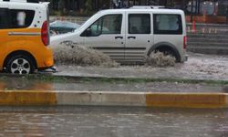 Meteorolojiden kar, sağanak ve fırtına uyarısı