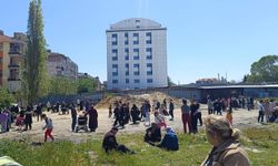 AFAD'tan uyarı: Hasarlı yapılara yanaşmayın!