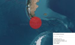 Arjantin açıklarında  7,4 büyüklüğünde deprem: Tsunami uyarısı yapıldı