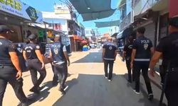 Bakan Yerlikaya: Kimlik kontrollerinde düzensiz göçmen çıkanların oranı yüzde 75'ten yüzde 1,8'e düştü