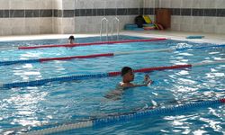 Battalgazi Belediyesi yüzme kurslarına yoğun ilgi