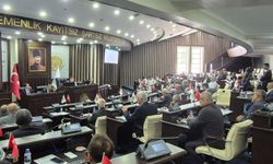 Büyükşehir Belediye Başkan Vekili Ayhan: TDBB üyeliğine seçilen başkanımızı kutluyoruz