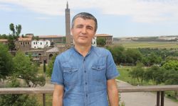 Dr. Arafat Yaz: İslam’la tanışan halklar büyük gelişim gösterdi