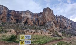 Dünyanın ilk mağara kütüphanesi 