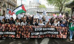 Fransa'da İslam düşmanlığına tepki: Devlet ve medya eliyle körükleniyor