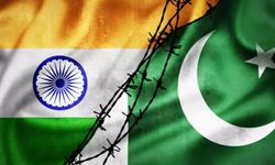 Hindistan'ın Pakistan'a yaptığı saldırılarda 40 sivil hayatını kaybetti