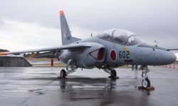 Japonya'da askeri uçak düştü