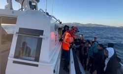 Muğla açıklarında 12 düzensiz göçmen yakalandı