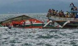 Nijerya'da yolcu teknesi battı: 37 ölü