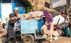 Nisan'da 250 binden fazla Afgan ülkesine döndü