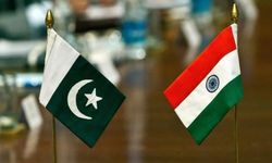 Pakistan ve Hindistan birbirlerinin diplomatlarını sınır dışı etti