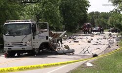 Seyir halindeki kamyon infilak etti: Şoför hastaneye kaldırıldı