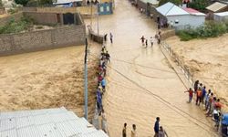 Şiddetli yağış sele neden oldu: 3 ölü