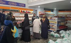 Umut Kervanı Van’da yardım çalışmalarını sürdürüyor