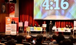 Yeşilyurt'ta "4'üncü Geleneksel Liseler Arası Münazara Yarışması" tamamlandı