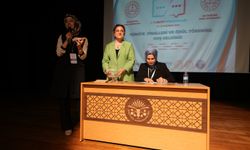 11 dilde gerçekleştirilen "8. Türkiye Münazaraları" İstanbul'da başladı