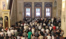 Adanalılardan bayram mesajı: Gazze’deki soykırım son bulsun