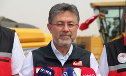 Bakan Yumaklı, Batman'da buğday hasadına katıldı