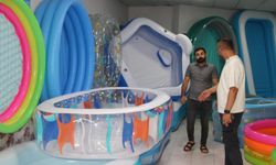 Batman'da sıcaklarla birlikte şişme havuz sezonu açıldı