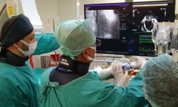 Bölgede bir ilk: Kapalı yöntemle kalp kapaklarında "Mandallama" tekniği Malatya'da yapıldı