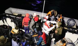 Çanakkale açıklarında 37 düzensiz göçmen yakalandı
