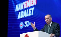 Cumhurbaşkanı Erdoğan: İran'a saldırıların daha büyük bir felakete dönüşmemesi için yoğun çaba harcıyoruz