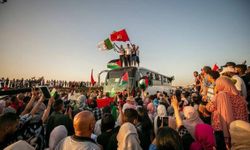 "Direniş Konvoyu" Mısır'a giriş onayını beklerken Libya'ya ulaştı