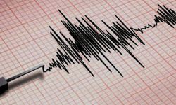 Ege Denizi'nde 5 büyüklüğünde korkutan deprem