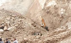 Endonezya'daki taş ocağı heyelanlarında ölü sayısı 19'a yükseldi