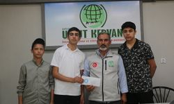 Gençlerden Gazze için örnek davranış: Kazandıkları ödülü bağışladılar