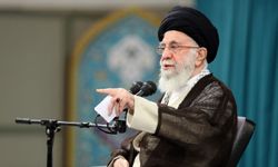 Hamanei: ABD’nin müdahalesi telafisi olmayan zararlara yol açacaktır