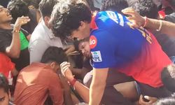 Hindistan'da izdiham: 11 ölü 50 yaralı