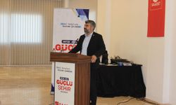 HÜDA PAR Milletvekili Dinç, bağımlılıkla mücadele çalıştayına katıldı